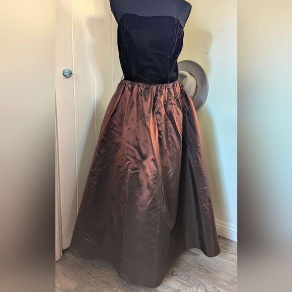 VTGa 70s 80s 11/12 Strapless Velvet Ball Gown Whimsigoth Fairycore Romantic - Picture 1 of 10